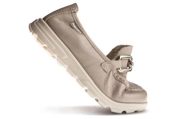 Zapatos Casual De Niña Pablosky Beige De Piel Con Elástico 351632 | Pablosky 2 Zapatos Casual De Niña Pablosky Beige De Piel Con Elástico 351632 | Pablosky - Imagen 2